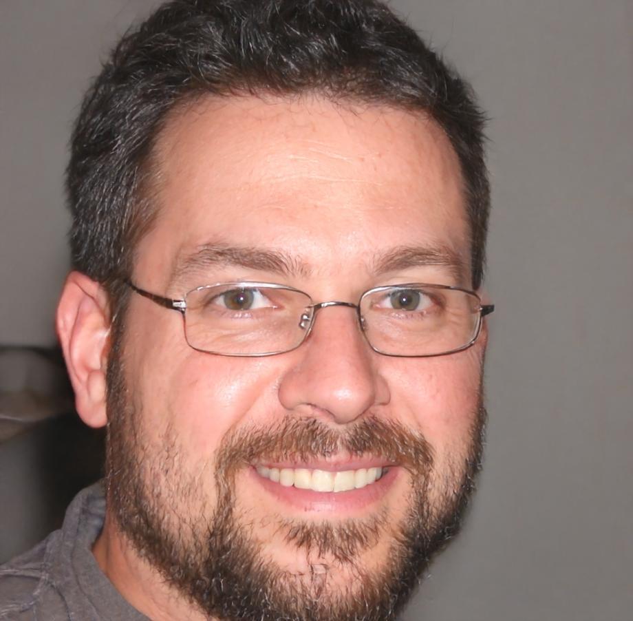 Portrait d'Erwann Leboissetier, formateur expert en benchmarking budgétaire